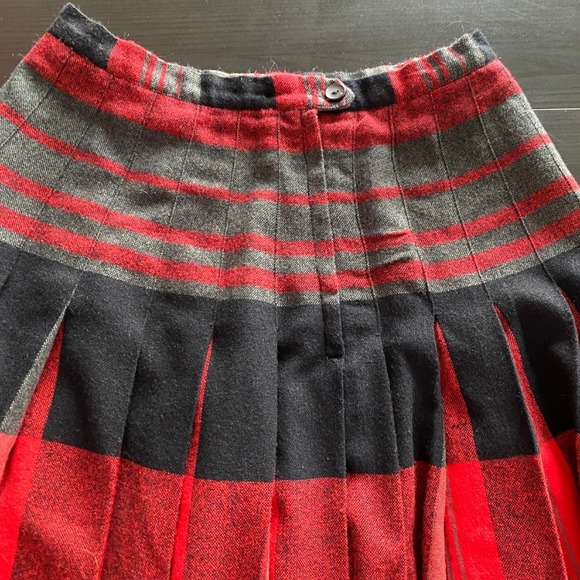Vintage Wool Skirt Small Waist 26" Red Black Gray Pleated Academia 80s 90s - Picture 6 of 8
